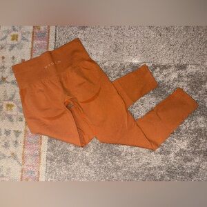 NVGTN Solid Seamless Leggings